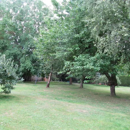 Savoielac - Les Deux Noyers Bed & Breakfast *